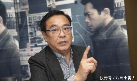 家庭背景|尔冬升为何不怕得罪人看到他家庭背景后，杨志刚真的“弱爆了”