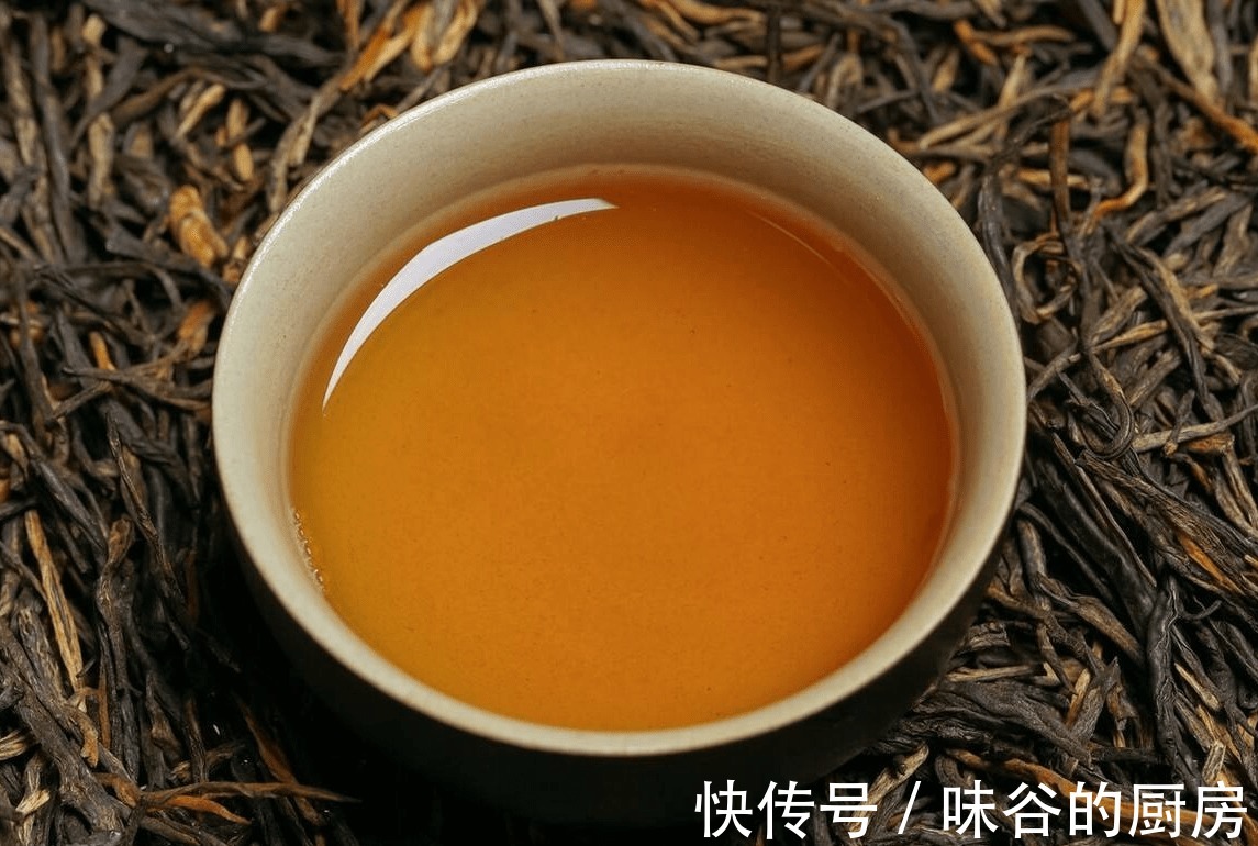 春寒|雨水至,万物生,记得“吃三样、喝三茶、捂三处”,轻松度过春季