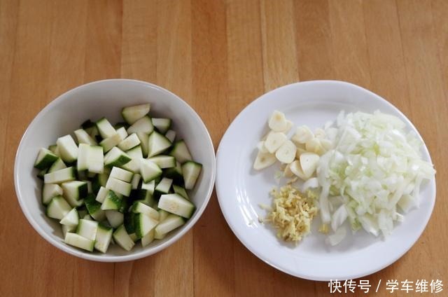 教你做正宗的番茄酱意大利面,掌握这几点,再不去西餐厅花冤枉钱