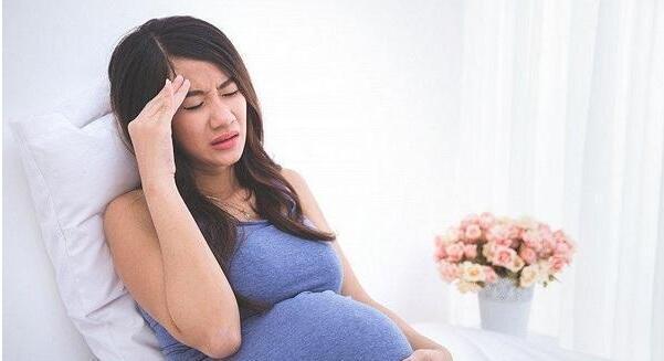 苏打饼干|俩孕妇,为何一个天天“吐”,一个却不“吐”,医生跟胎儿有关