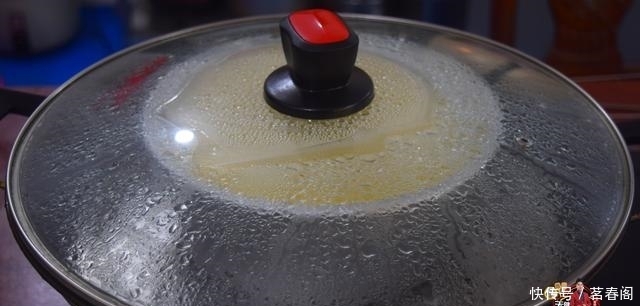 蒸蛋糕最好吃的家庭做法,简单美味又解馋,看看你喜欢吃不?