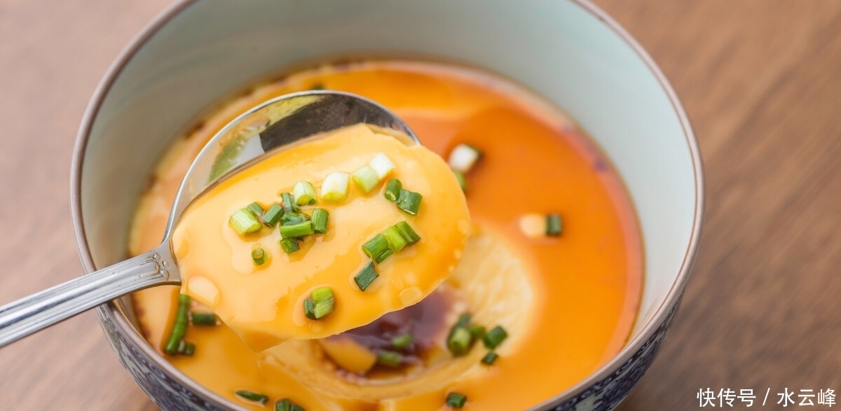 细嫩|多次失败才总结出来,鸡蛋羹技巧,原来这么简单,跟布丁一样细嫩