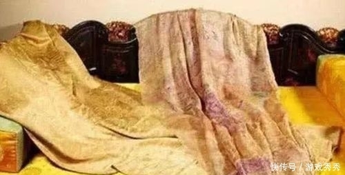 交出|孙殿英盗慈禧墓时，在漆黑的地宫做了苏简安？交出丢失的寿裤