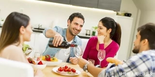 饭后半小时,不要做这4件伤身事,以免健康“倒退”了