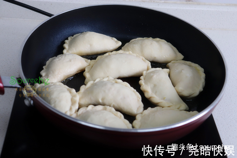 鸡胸肉丝|饺子馅新做法,不用剁馅不用炒菜,撕一撕拌一拌包入饺子,太香了