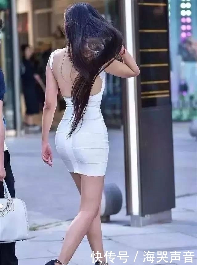 杀手|街拍:大露背,包臀裙,齐肩长发,堪称背影杀手!