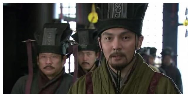 曹操|袁绍死后，袁谭和袁尚为何不联合对抗曹操？郭嘉9个字道破真相