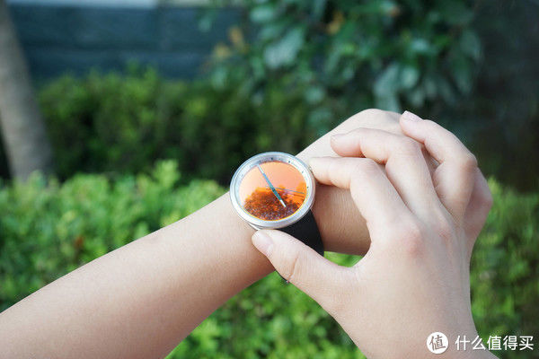 offst以为是太空之物，OFFSTAGE意大利太阳镜手表，小而美高级感十足！