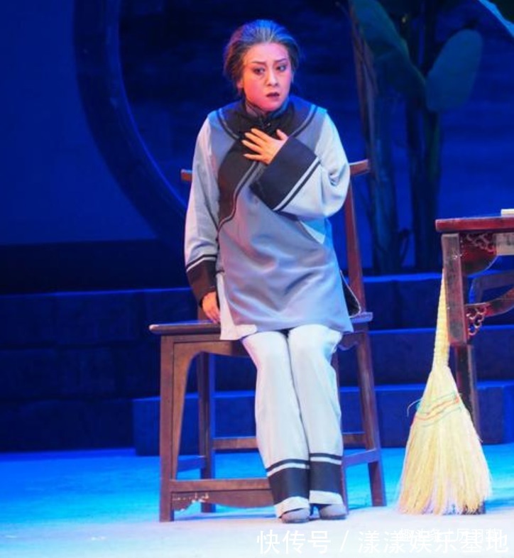 祥林嫂@浅谈鲁迅的《祝福》:谁才是杀死祥林嫂的直接“凶手”?