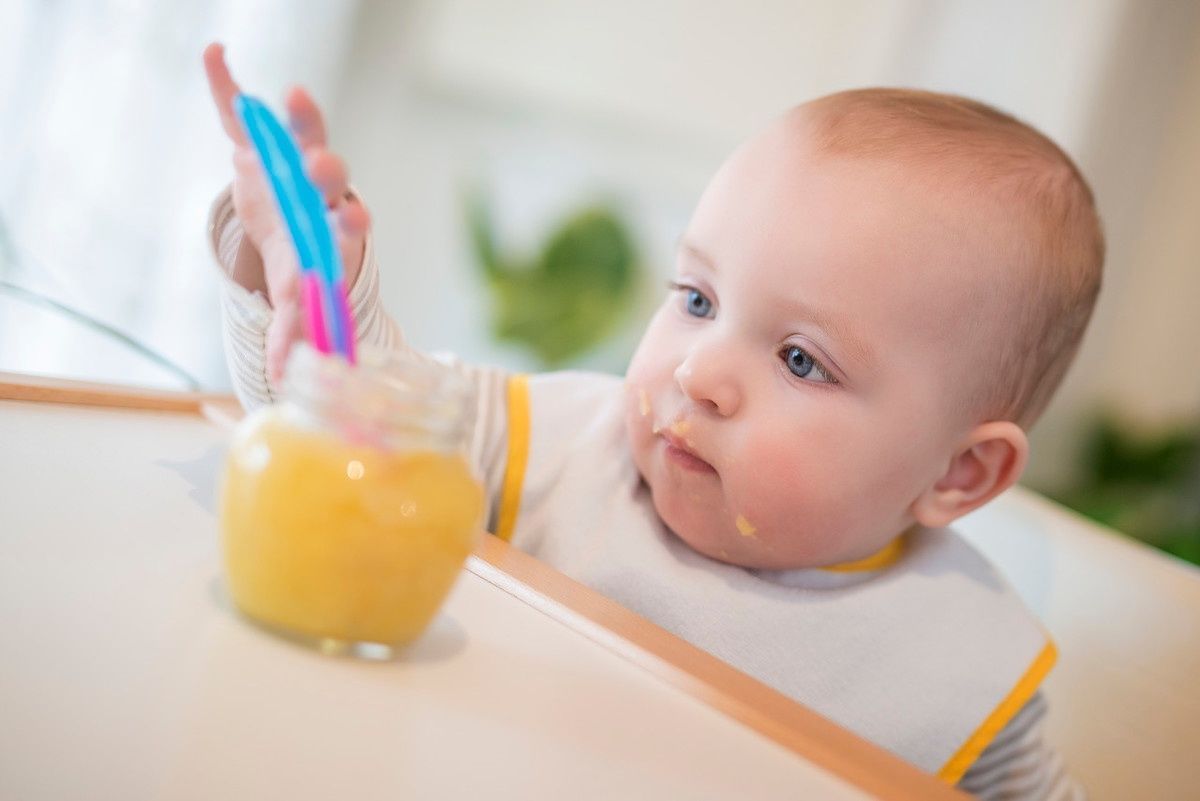 母乳|7个月婴儿重23斤,体检时被医生批评:米糊没什么营养,少吃点