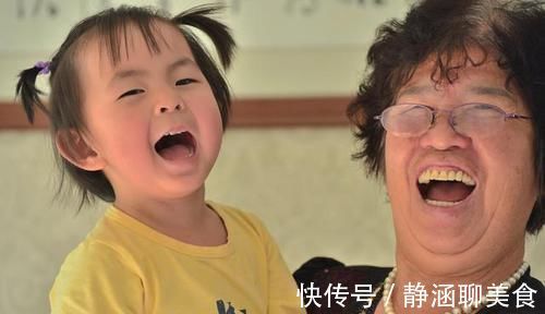 孩子|5岁儿子跟外婆亲,奶奶醋意大发,怒骂儿媳:你是怎么教育孩子的