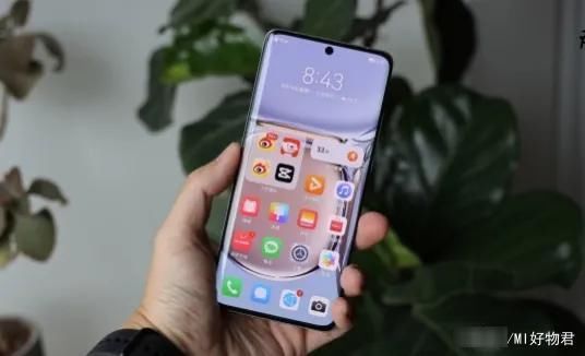 华为m华为Mate40Pro5G版本再度封神？花粉：感谢P50和iPhone13的成全！