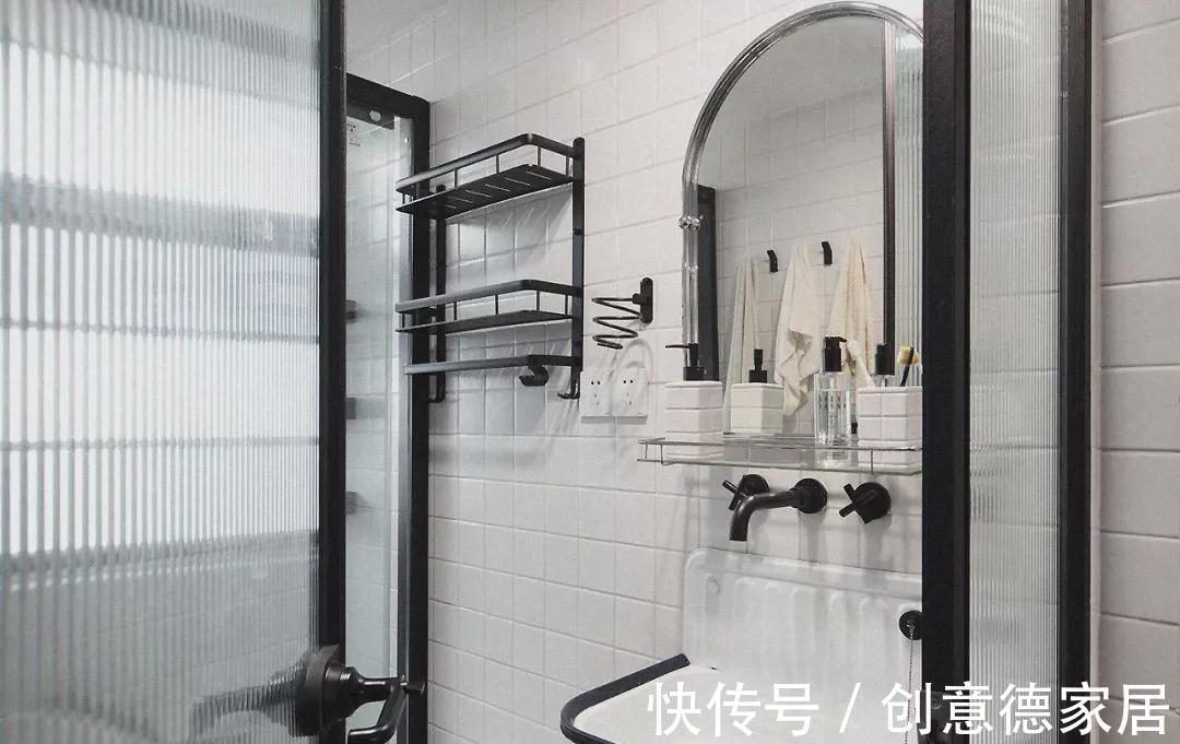 木色|76㎡北欧复古，民族地毯、白色羊毛坐垫、木色百叶帘…太治愈了