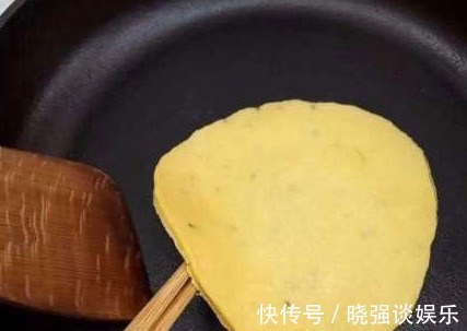 家人就爱吃丸子,喷香诱人,比南瓜丸子还好吃,咬一口满嘴香