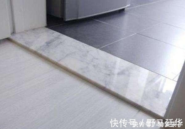 德国|德国朋友卫生间这样装门槛石,不得不夸聪明,看完想回家拆了重装