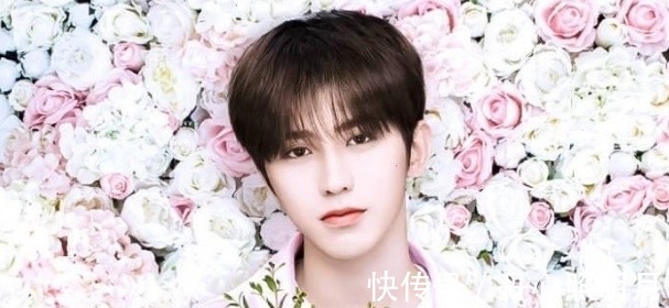 瞬間|蔡徐坤的接機名叫西紅柿,溫和與沸騰的瞬間,本想低調的!