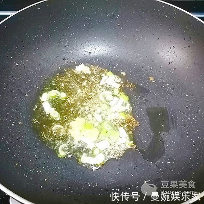 香香的鸡蛋炒牡蛎