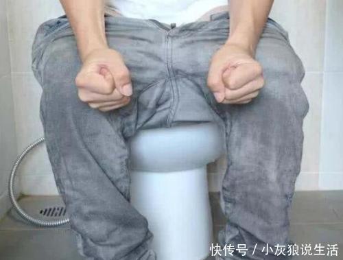 上火|上厕所时,大便“前硬后软”,并非上火,或许身体在向你“求救”