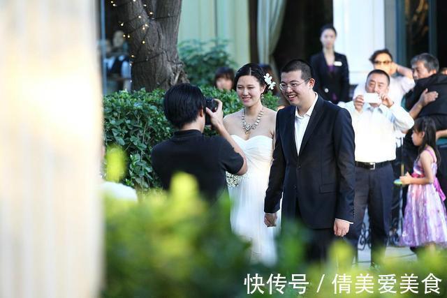 徐静蕾#1996年,王朔为了徐静蕾和沈旭佳离婚,沈旭佳现在过得怎么样了?