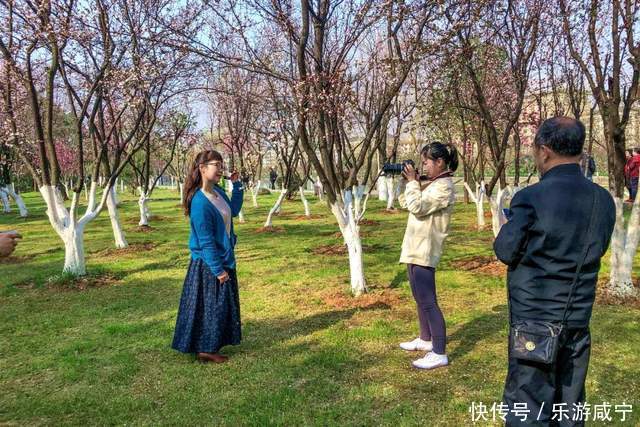 元宵节,带着你的“李焕英”“云”赏花吧!|春暖花开醉咸宁① |元宵节,带着你的“李焕英”“云”赏花吧!\",\"i12\":\"春暖花开醉咸宁①