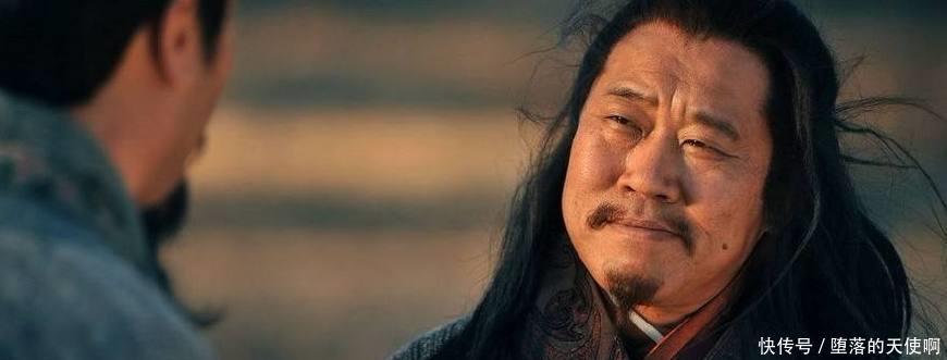 捅破|庞统死前说出六个字，捅破刘备秘密，连诸葛亮都不曾发现！