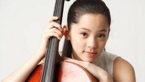 开心|孩子这两个行为看似“懂事”,长大多半和成功无缘,家长别瞎开心