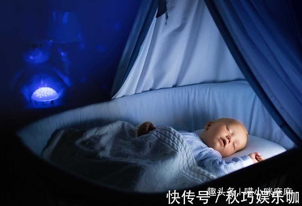 宝爸|“新手爸爸”陪娃午睡,醒后发现宝宝身体“凉了”,这反应绝了