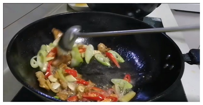 吃了20多年白菜,原来切都切错了,学会新切法,出锅家人抢着吃