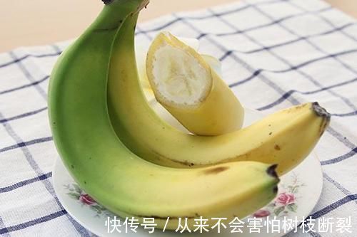 香蕉什么时候吃最好?早上还是晚上,注意了解,别再吃错