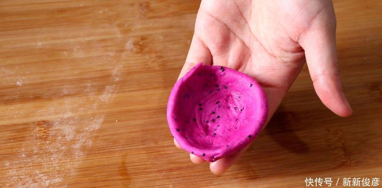 好吃|不要只是用面粉做糖蛋糕这是最好的制作方法它们有很多层酥皮,又甜又好吃