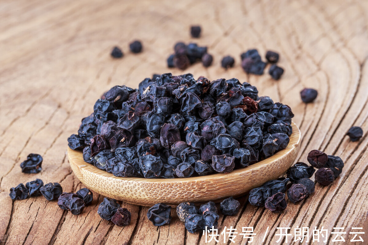 中药|五味子——一味可补肝、心、脾、肺、肾的明星中药，你了解吗