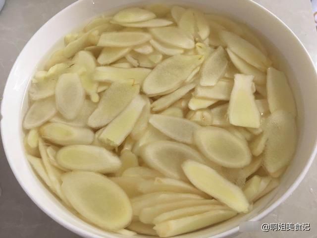 冰糖|三伏天，女人最该吃的是它，驱寒暖胃，好吃又养生