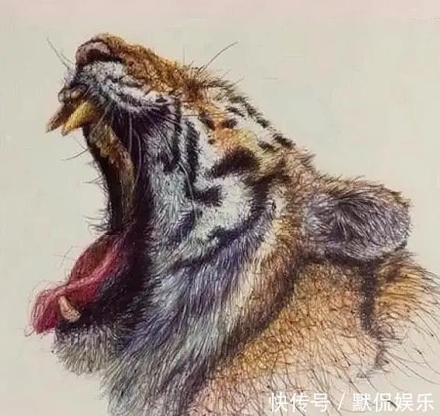 下图|美术生乱涂乱画,看到成品后,网友心动了:原来是个美人