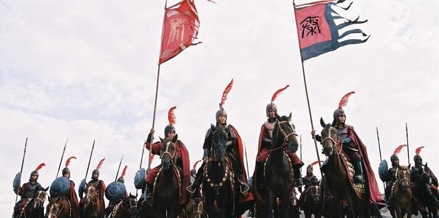 下联|将军出上联,“金戈一横只为钱”,士兵对的下联让将军无地自容