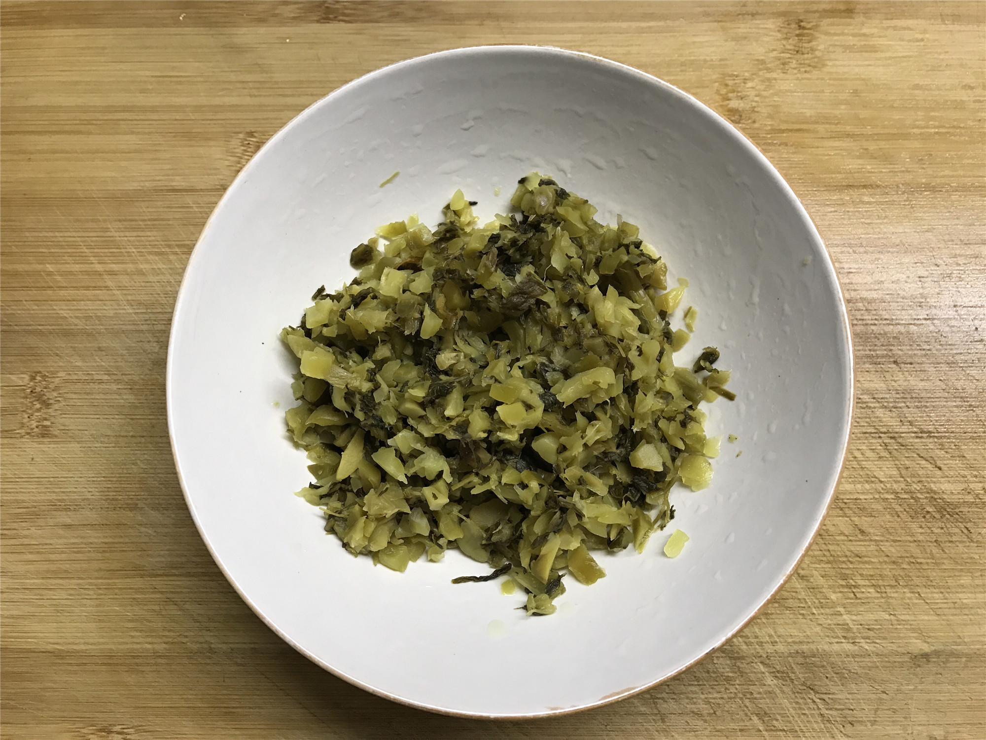 睡眠不好的人要多吃此菜,2分钟教你做,香辣开胃没腥味,超下饭