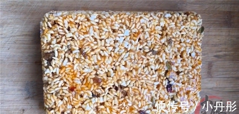 秘制|大米新做法,妈妈独家的秘制松软又酥脆,一次3斤不够吃,太香了