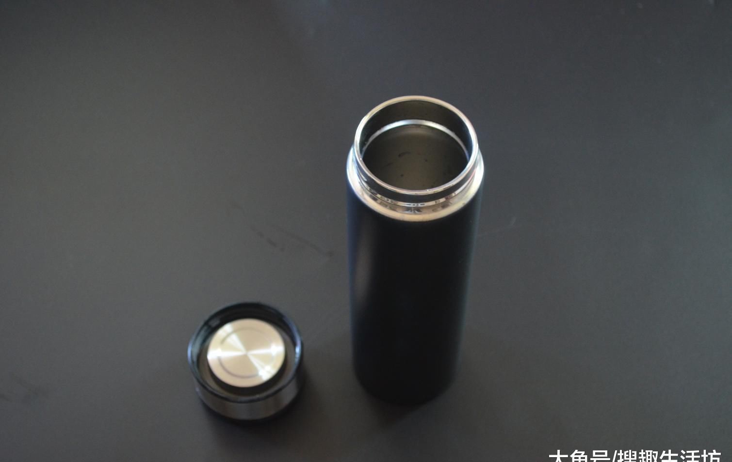 保温杯|保温杯太深不好清洗, 教你一招, 不用洗涤剂, 细菌污垢洗得干干净净