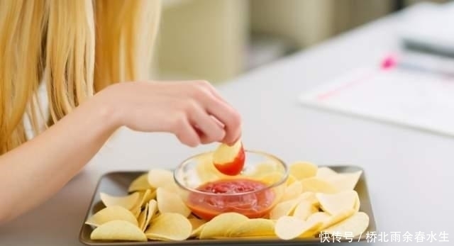 孩子|10后孩子正被“催熟”，这几类孩子爱不释手的零食，是隐形推手