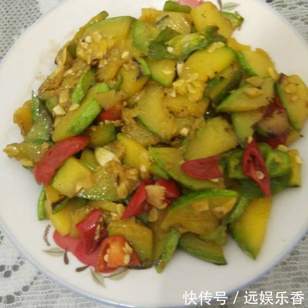 冬天吃此瓜,又鲜又嫩还便宜,10块钱一大袋,比白菜萝卜好吃多了