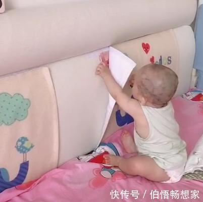 好奇心|宝宝撕开床头贴纸,却有了意外收获,网友笑称将功补过