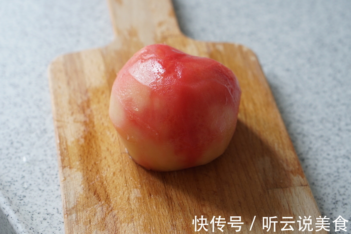 西餐厅几十块的披萨自己在家做，水果浓郁，料足味道好！