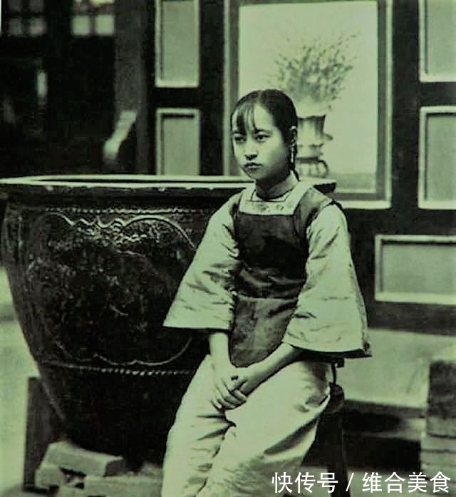 陈氏@清代奇案洞房之夜,新郎出门小解,死在门口,新娘凭狐臭味破案