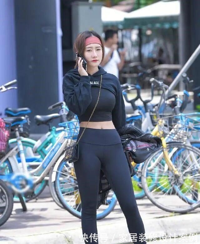 穿搭 明艳动人的打底裤穿搭更是让人心动,带来别样的风情,青春时尚!