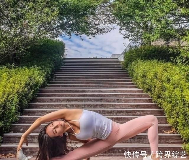 小蛮腰|“前凸后翘、小蛮腰”她用十年时间健身，打造出女生想要的身材