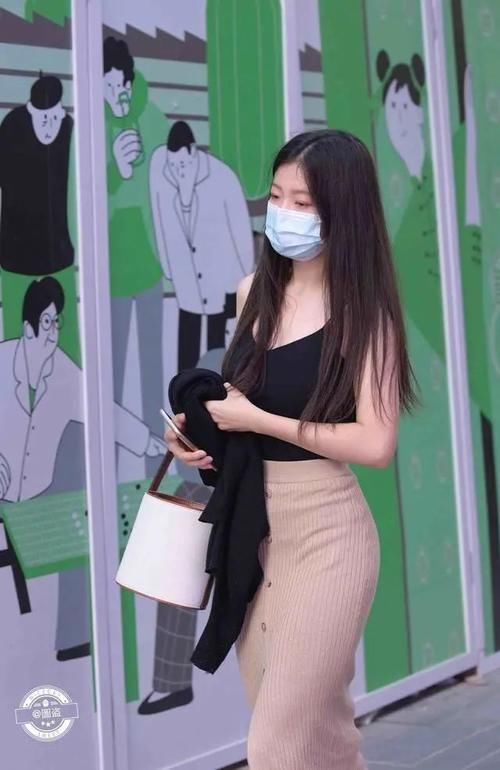 小蛮腰|洋气显瘦的连衣裙穿搭彰显柔美气息，你负责优雅就可以，成熟稳重