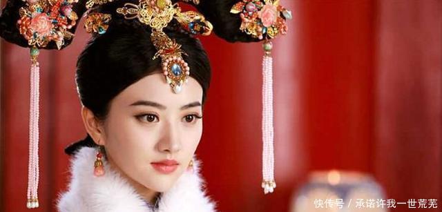 龙袍|她是历史上唯一穿着龙袍下葬的女子,衣服还是皇帝赏的!