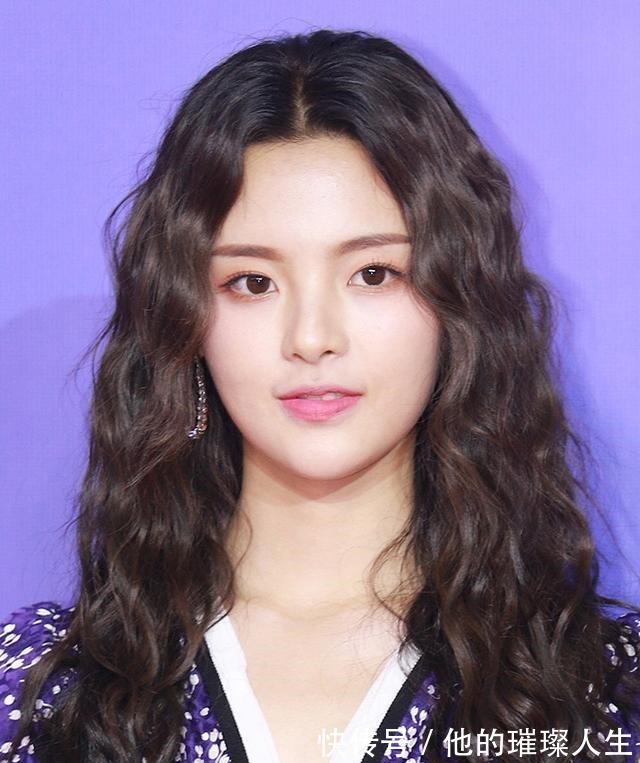 发型|发型师透露这3种发型留久了,“发际线”易上移,特别最后一种!