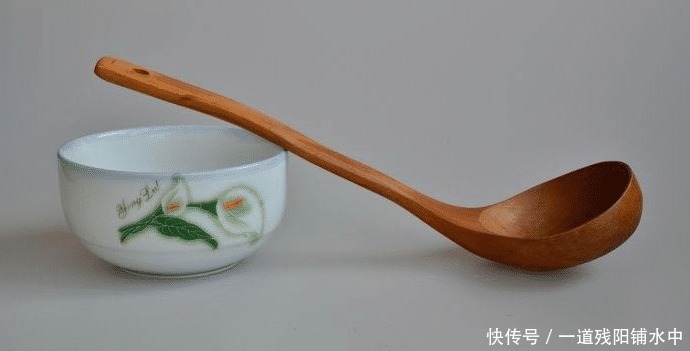 古人发明筷子有何用真正用途你知道吗,学者现在的用法都不对!