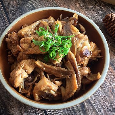 鸡肉|浓郁鹿茸菇焖鸡