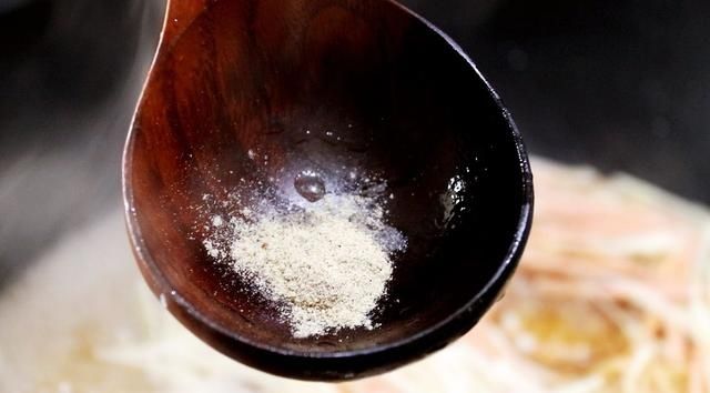 天冷碰到这鱼别手软,做上一道菜,暖胃又暖身,营养极高